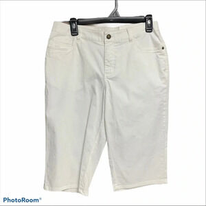 Croft & Barrow size 6 white capris NWT